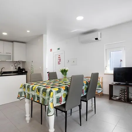 Dom wakacyjny Casa Ribeiro Local *